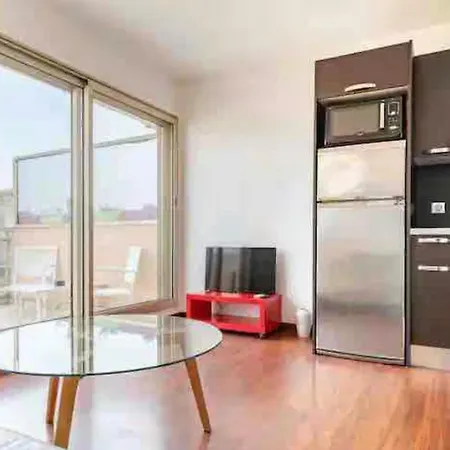 Festival De Cannes Joli 2 Pieces 4 Personnes Homestay Vallauris